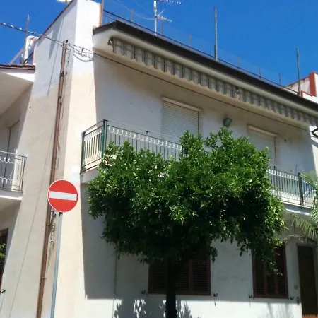 Ventura Casavacanze Apartment *